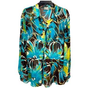 Chico’s sheer long sleeve collared button down tunic with waist tie.